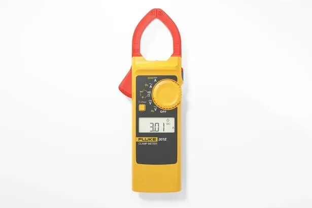 Fluke 301E FLUKE-301E/APC Fluke-301e/apc,1000a Ac/dc Clamp Meter With Slim Body And Thin Jaw Arm